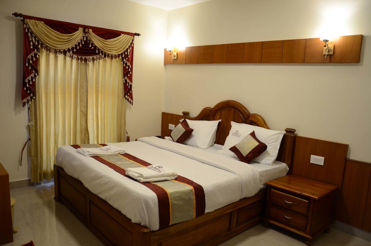 أوتي Hotel Vasantham Palace المظهر الخارجي الصورة