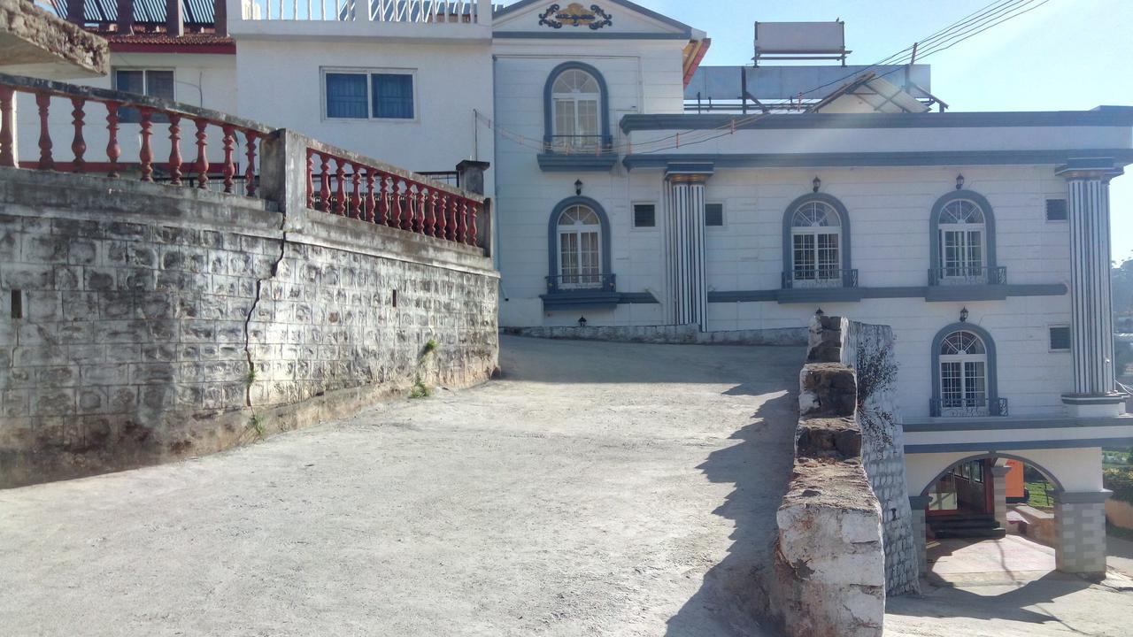 أوتي Hotel Vasantham Palace المظهر الخارجي الصورة